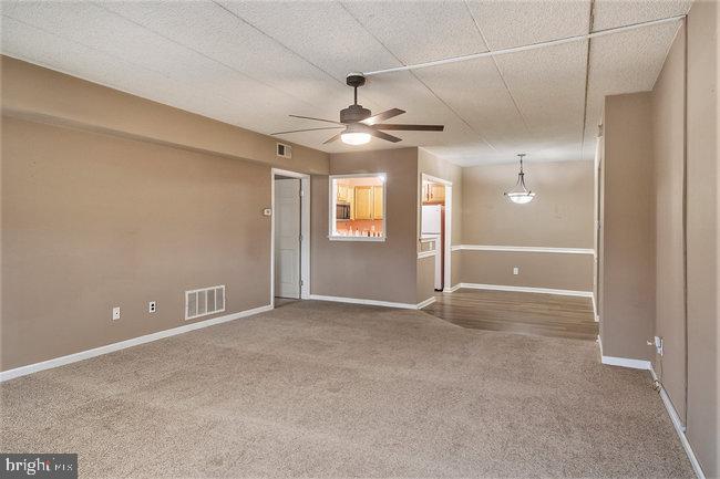 131 Riversedge Drive, Unit CONDO 131 Norristown, PA 19403 - Photo 6 of 20 Gallery Image 6