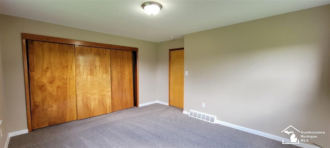 4610 South Custer Road Monroe, MI 48161 - Photo 9 of 25
