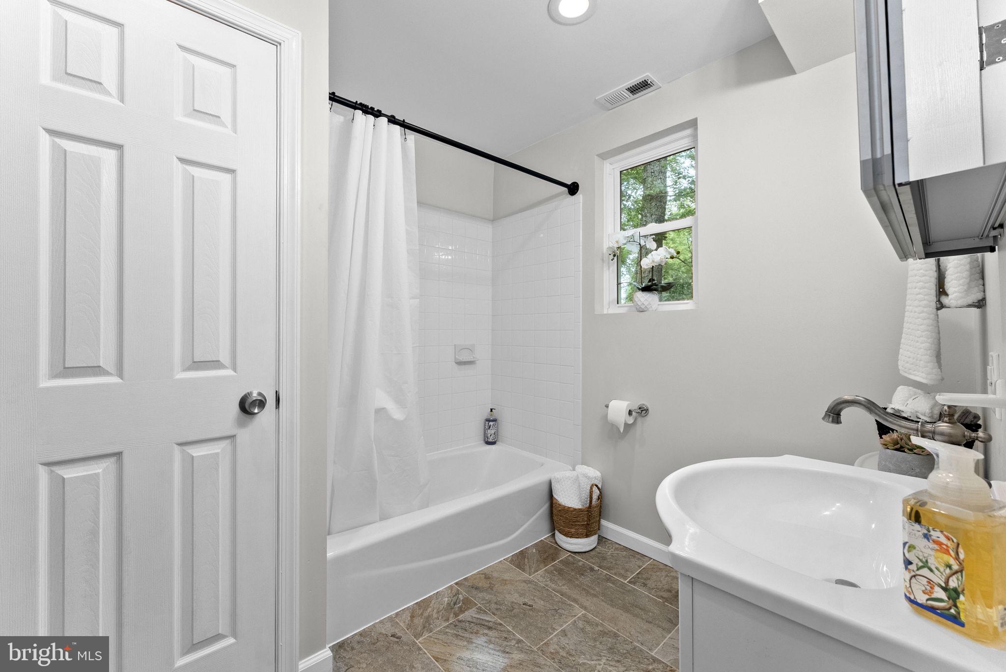 2303 West Hoover Road Haywood, VA 22722 - Photo 28 of 69 Quality Details - 12x24 Porchelain Tile Floor