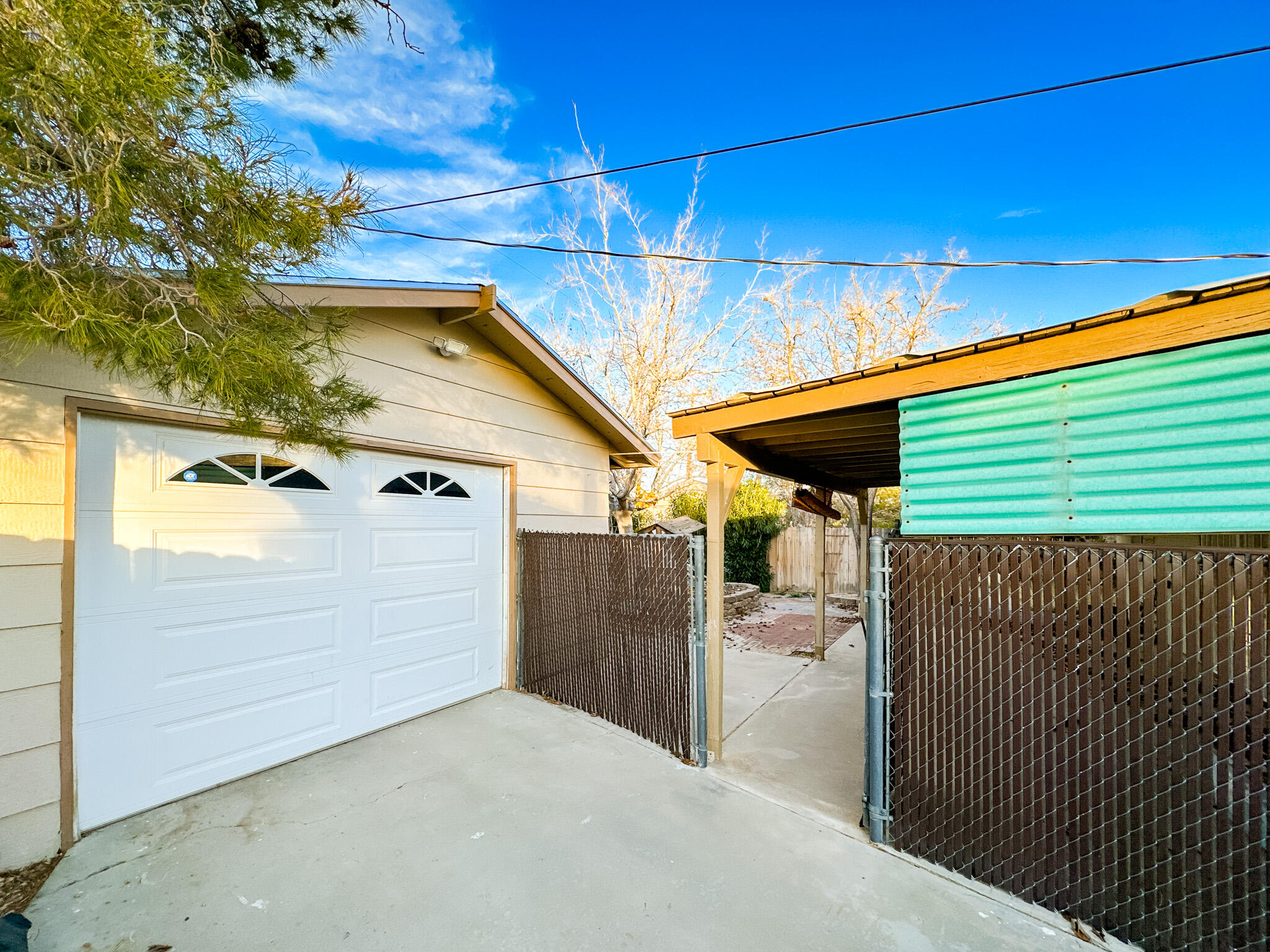 1228 West St George Avenue Ridgecrest, CA 93555 - Photo 21 of 30 a view of a garage
