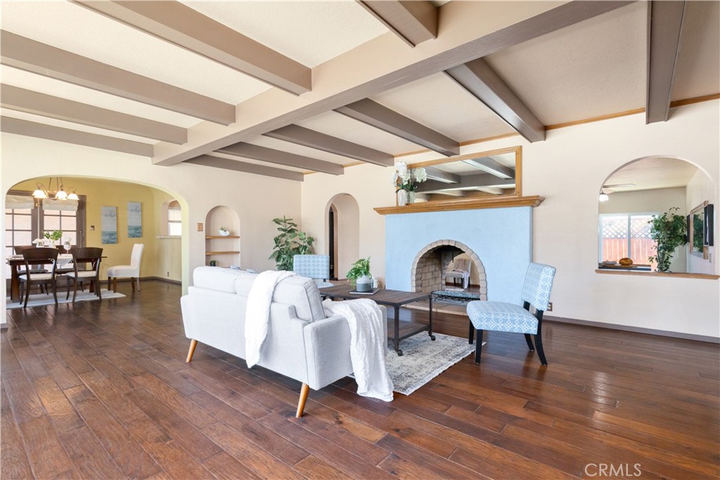 1024 Robin Circle Arroyo Grande, CA 93420 - Photo 2 of 35 a living room with furniture fireplace and wooden floor