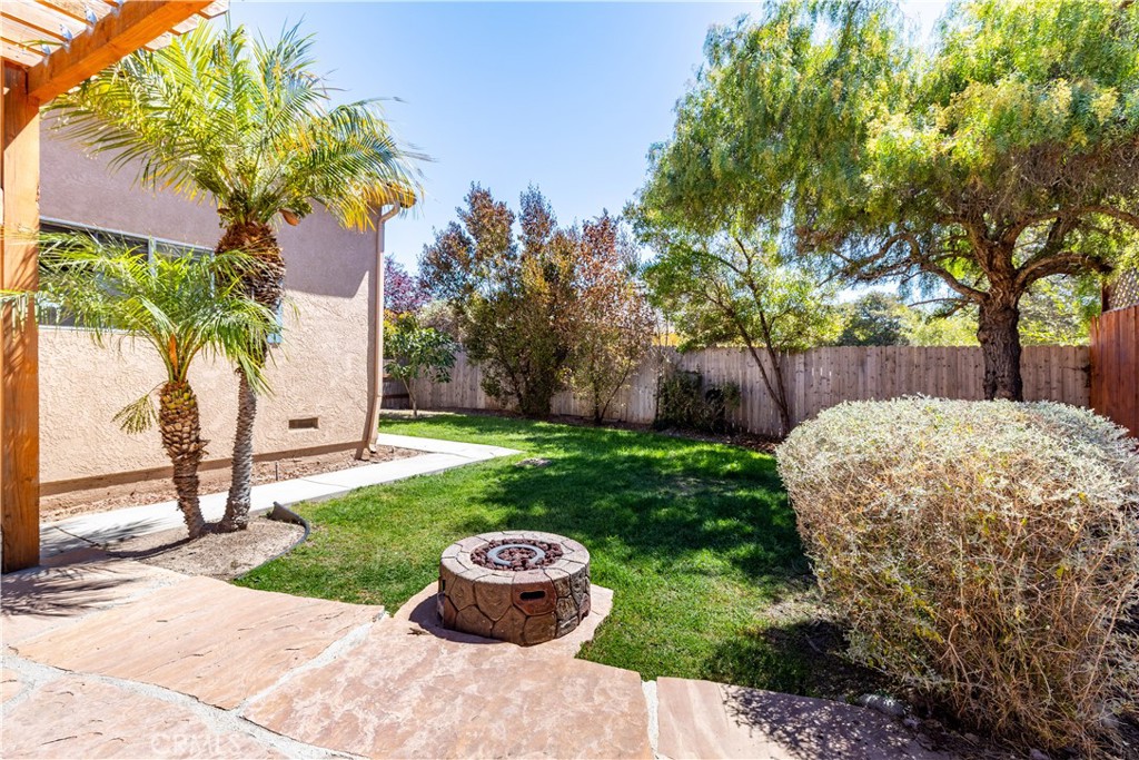 1024 Robin Circle Arroyo Grande, CA 93420 - Photo 27 of 35 a front view of a house with garden
