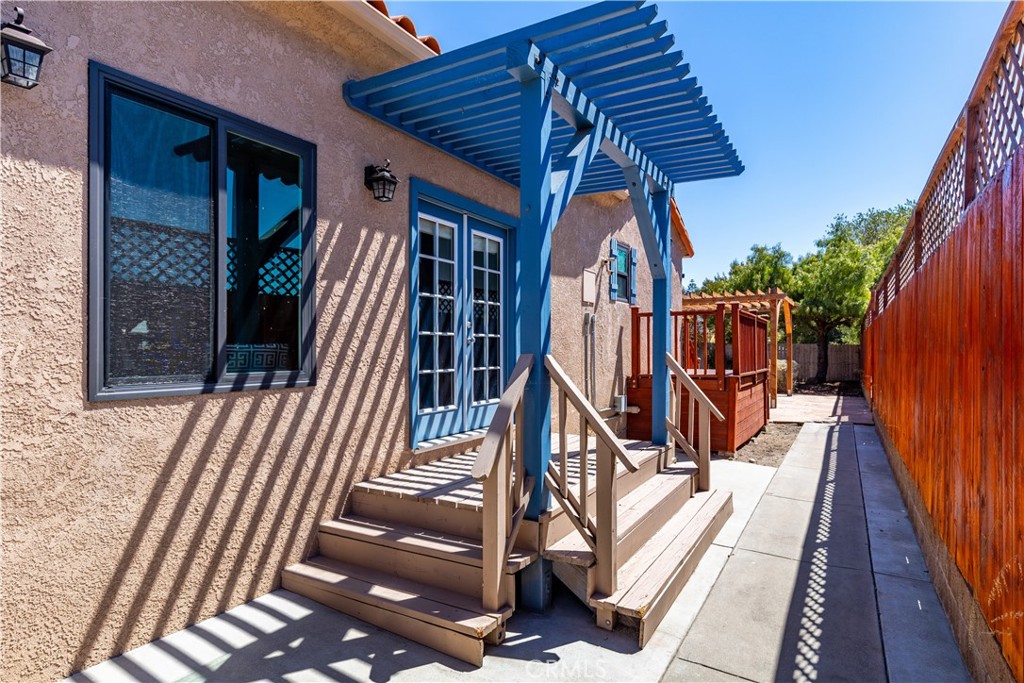 1024 Robin Circle Arroyo Grande, CA 93420 - Photo 30 of 35 a view of outdoor space and deck