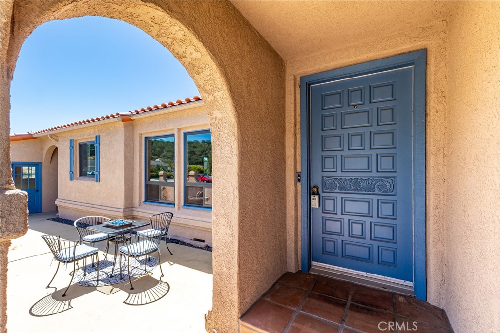 1024 Robin Circle Arroyo Grande, CA 93420 - Photo 8 of 35 a view of a two chairs in the balcony