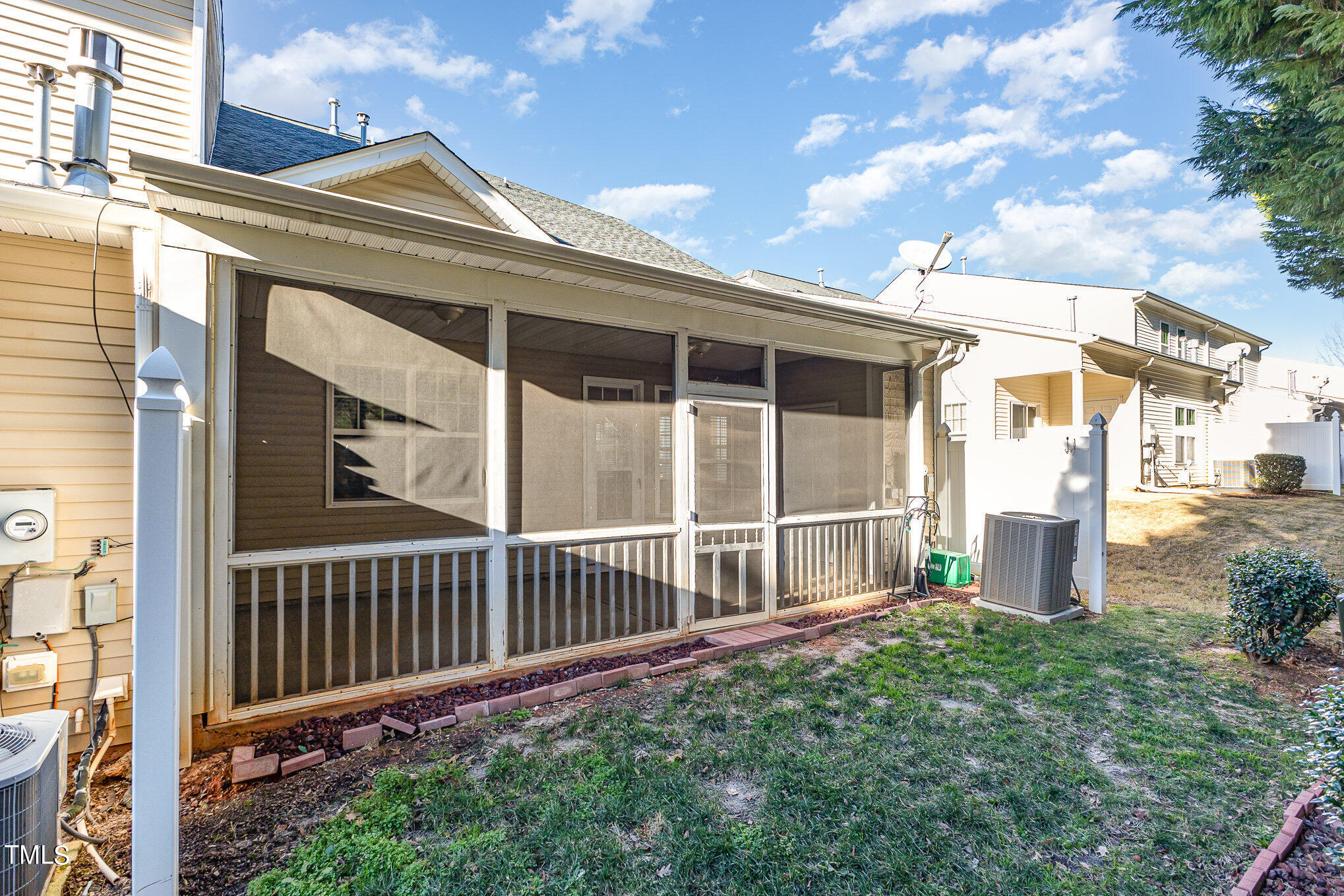 2526 Spring Oaks Way Raleigh, NC 27614 - Photo 23 of 24 023_cy1a8150-edit
