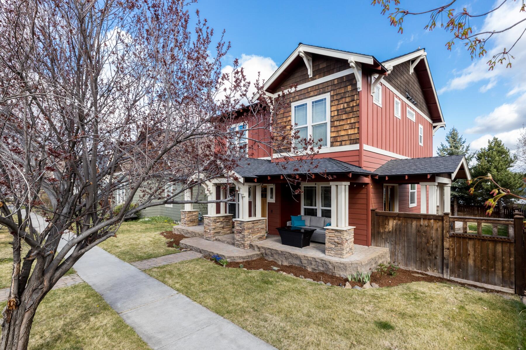 62732 Larkview Road Bend, OR 97701 - Photo 2 of 26 batch_0R0A4245
