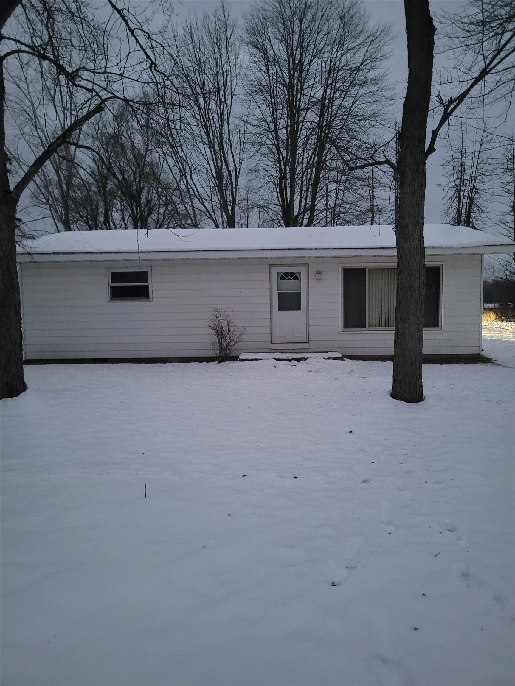 2131 South Coleman Road Shepherd, MI 48883 - Photo 1 of 13