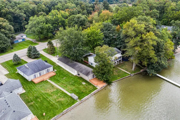 $969,000 | 19976 Highway 60, Three Rivers, MI 49093