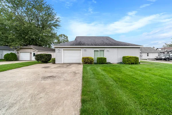 $969,000 | 19976 Highway 60, Three Rivers, MI 49093