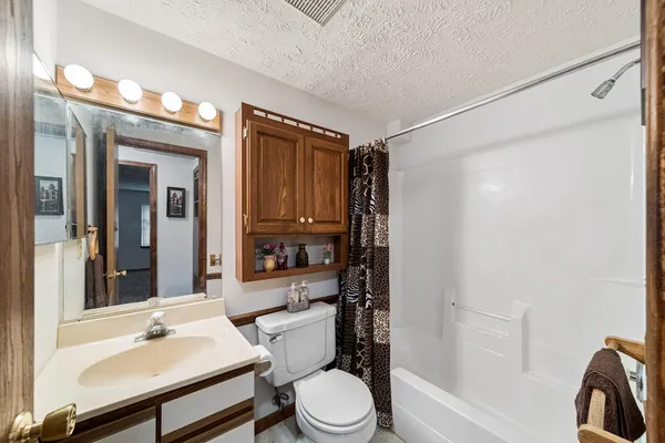 $969,000 | 19976 Highway 60, Three Rivers, MI 49093