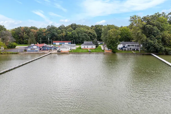 $969,000 | 19976 Highway 60, Three Rivers, MI 49093