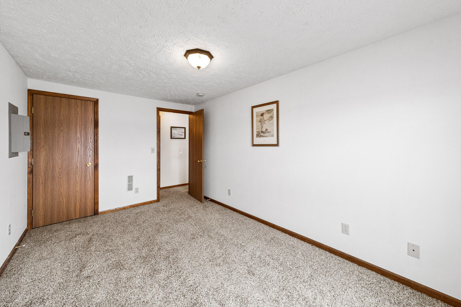 19976 Highway 60 Three Rivers, MI 49093 - Photo 44 of 65 19980 North House (15 of 18)