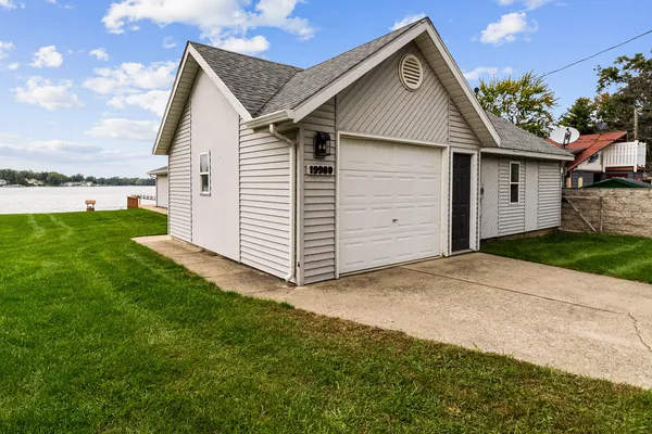 $969,000 | 19976 Highway 60, Three Rivers, MI 49093