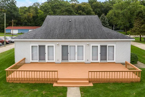 $969,000 | 19976 Highway 60, Three Rivers, MI 49093