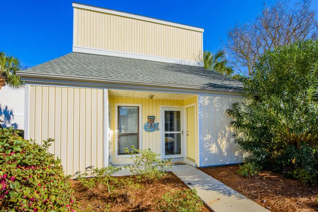 a front view of house with yard