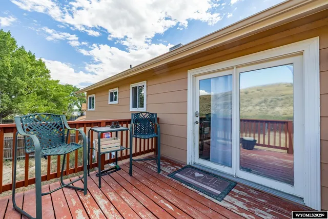 $289,999 | 6622 Cherokee Lane, Casper, WY 82604