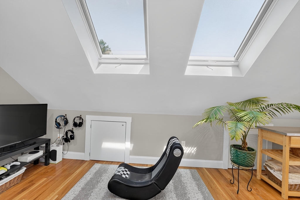 23 Irvington Road, Unit 2 Somerville, MA 02144 - Photo 19 of 41