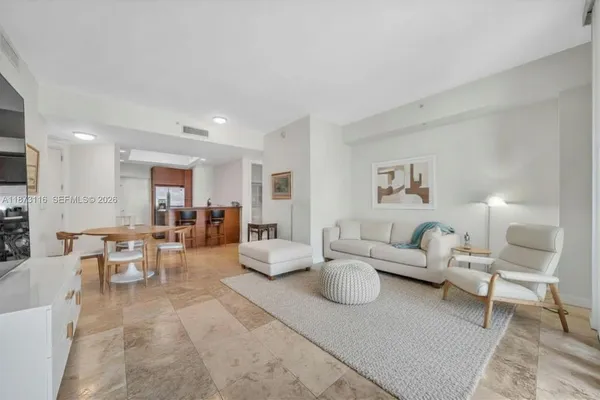 $3,750 | 1607 Ponce De Leon, Unit 10C, Coral Gables, FL 33134