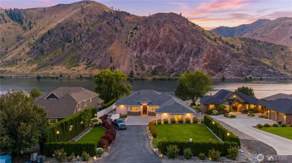 $2,295,000 | 19 Chapman Lane, Orondo, WA 98843