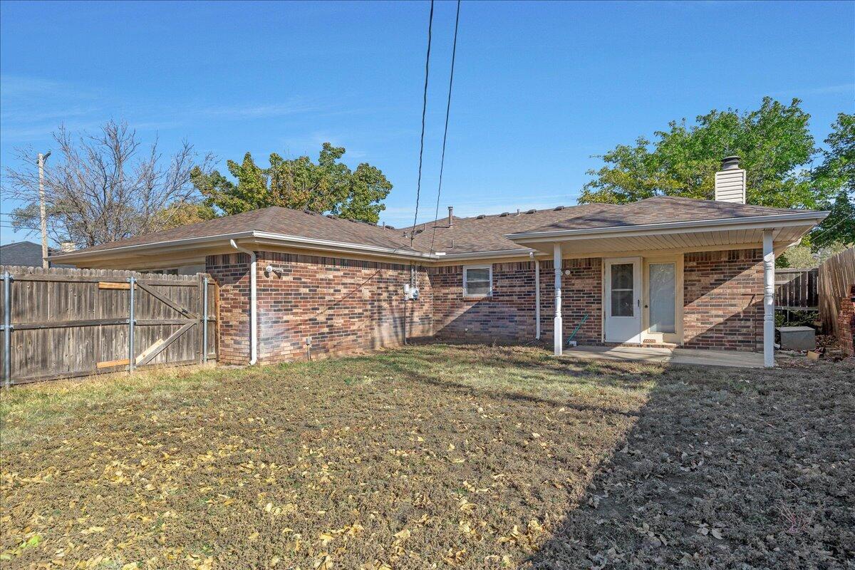 3900 Ozark Trail Amarillo, TX 79109 - Photo 19 of 22 19-Rear