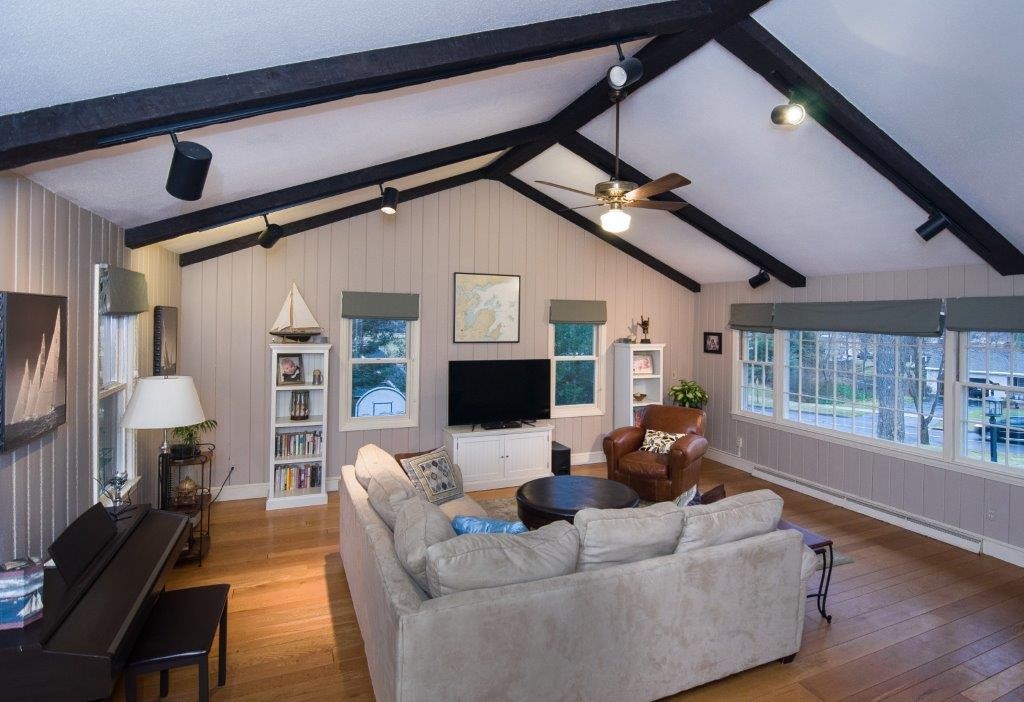 25 Concord Road Longmeadow, MA 01106 - Photo 2 of 28 Gallery Image 2