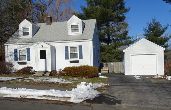 46 Hancock Road Wakefield, MA 01880 - Photo 1 of 10 Gallery Image 1