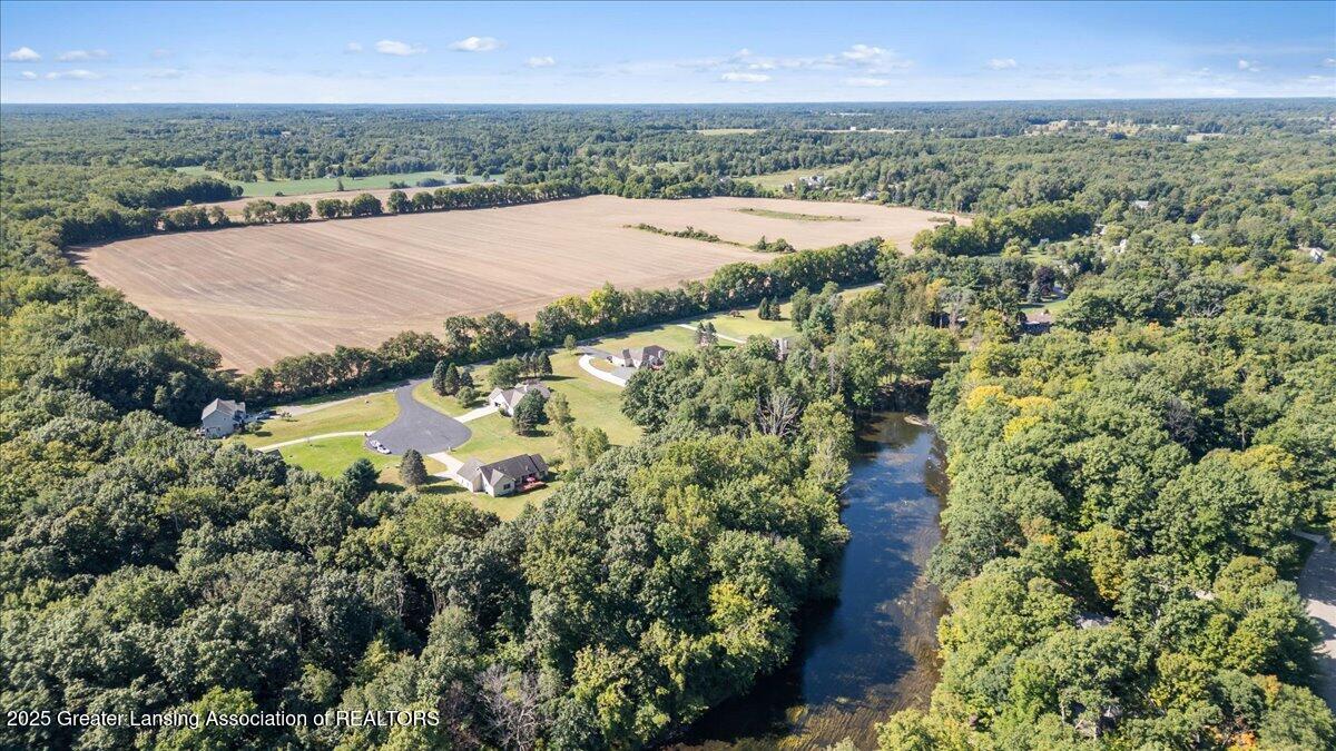 6290 Quail Ridge Lane Dimondale, MI 48821 - Photo 46 of 52 35-Media Jett-37