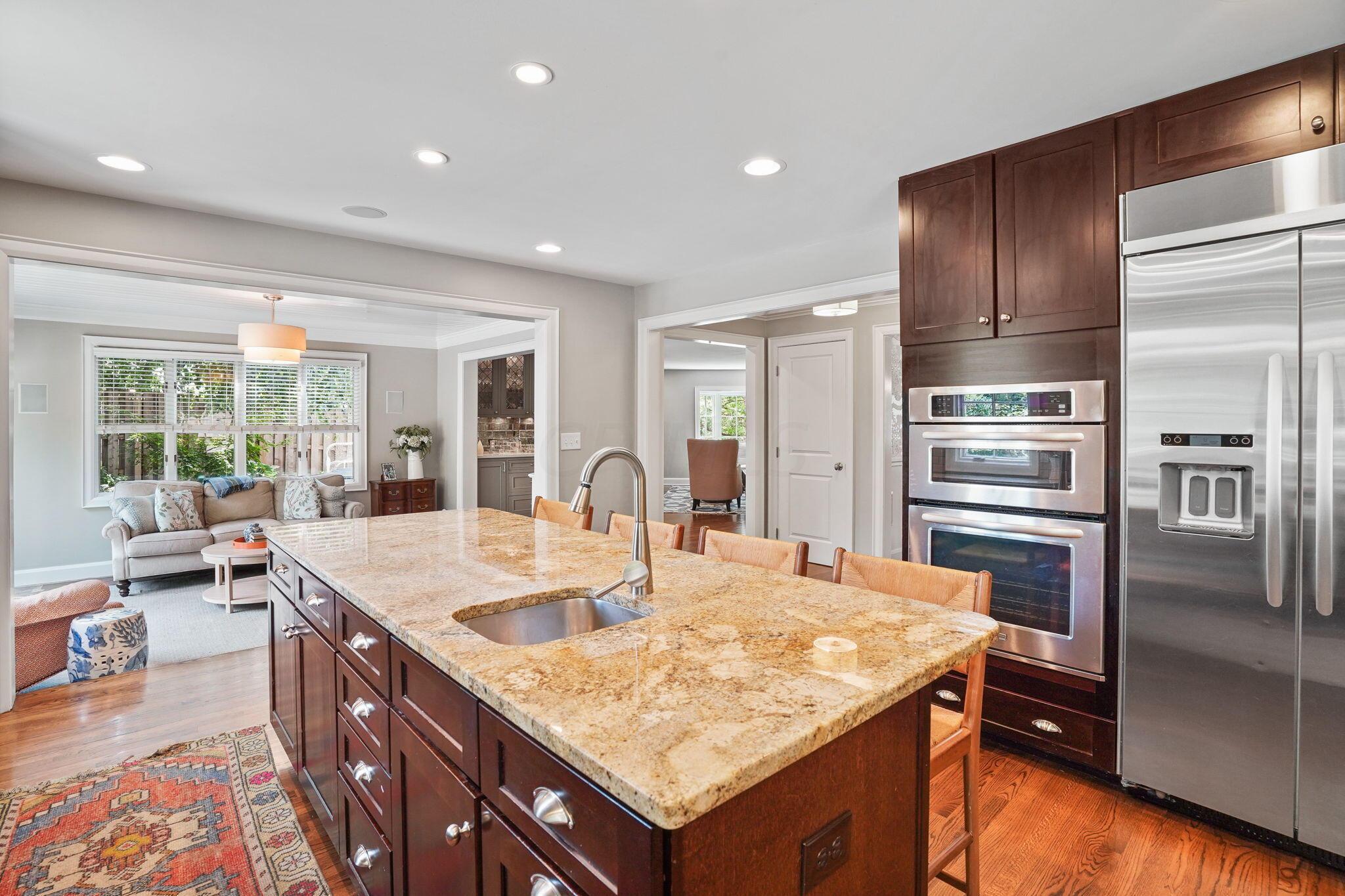 2076 Elgin Road Columbus, OH 43221 - Photo 29 of 82 29-web-or-mls-DSC00138