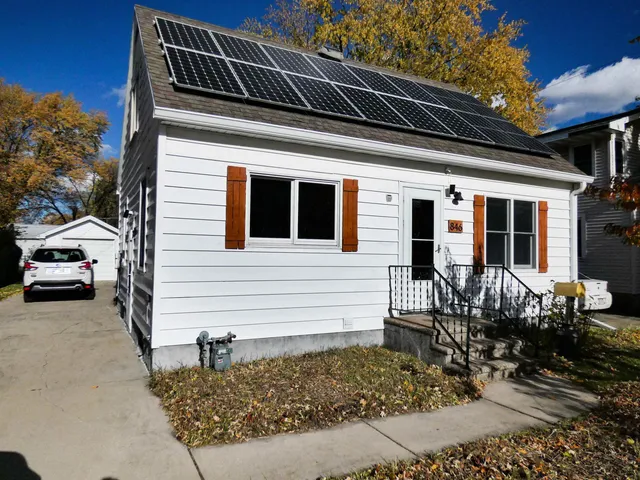 $169,900 | 846 9th Street, Green Bay, WI 54304