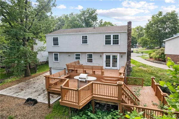 $375,900 | 320 Penn Lear Court, Monroeville, PA 15146