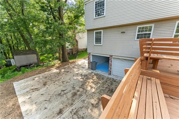 $375,900 | 320 Penn Lear Court, Monroeville, PA 15146
