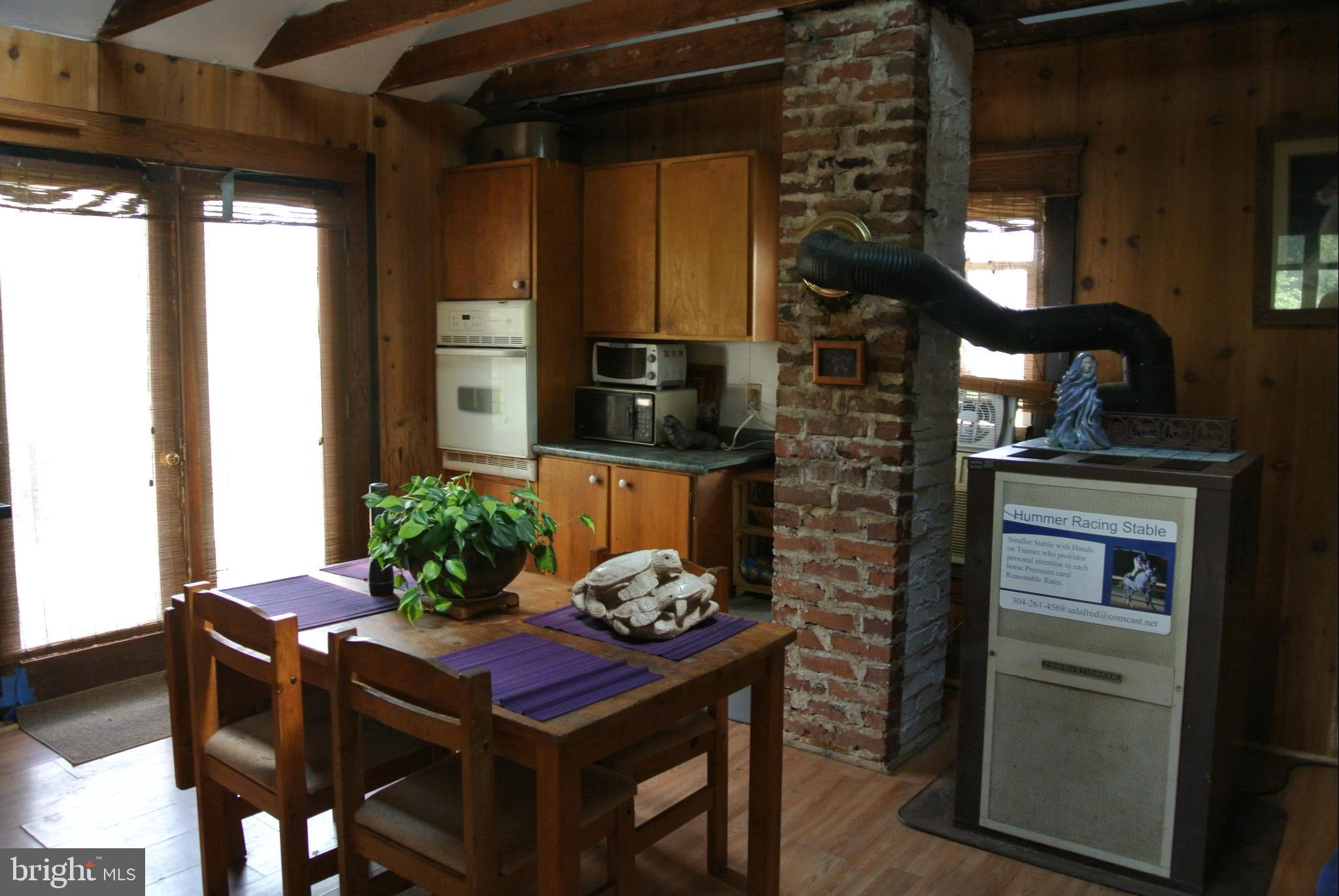 111 Dennis Road Castleton, VA 22716 - Photo 5 of 6 Kitchen