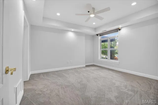 $364,900 | 500 North And South Road, Unit 103, St. Louis, MO 63130