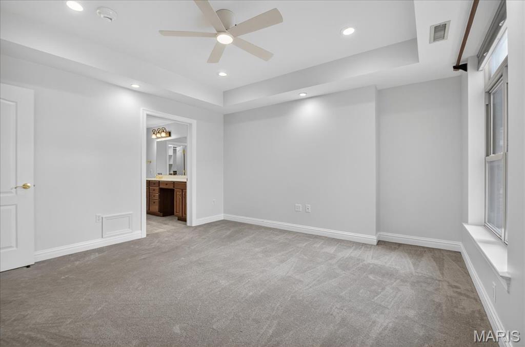 500 North And South Road, Unit 103 St. Louis, MO 63130 - Photo 17 of 36