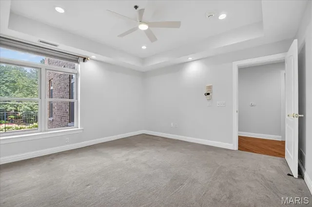 $364,900 | 500 North And South Road, Unit 103, St. Louis, MO 63130