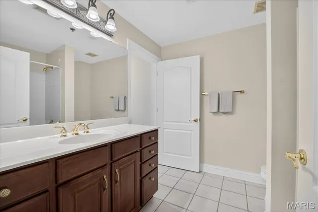 $364,900 | 500 North And South Road, Unit 103, St. Louis, MO 63130