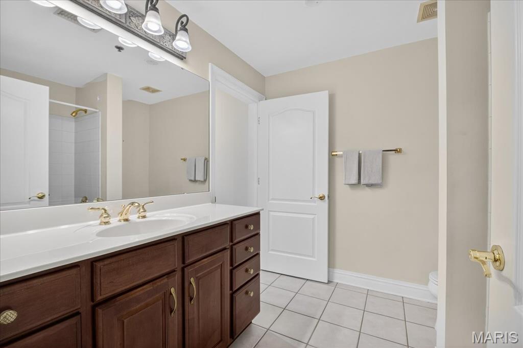 500 North And South Road, Unit 103 St. Louis, MO 63130 - Photo 24 of 36