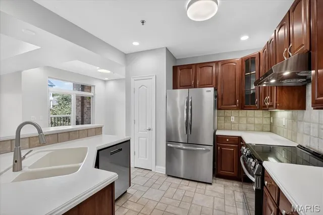 $364,900 | 500 North And South Road, Unit 103, St. Louis, MO 63130