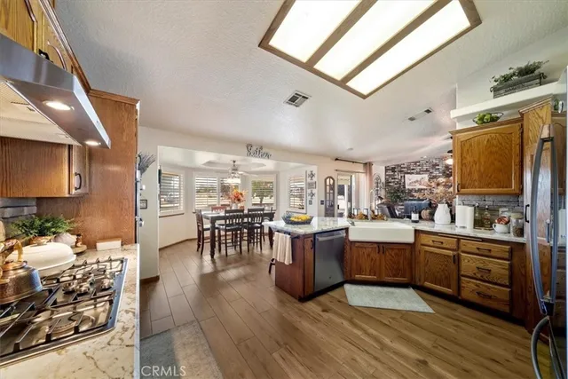 $699,800 | 15845 Mesquite Street, Hesperia, CA 92345