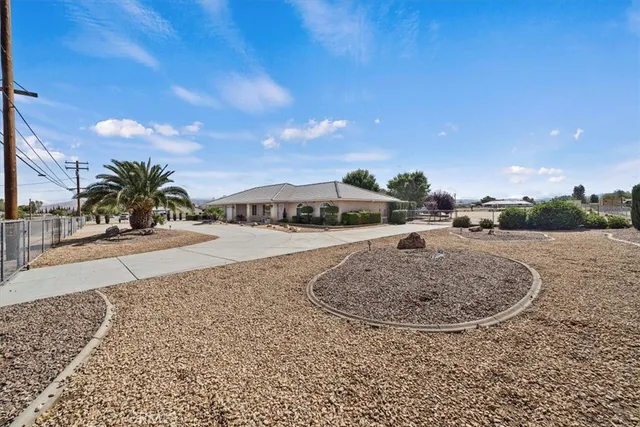 $699,800 | 15845 Mesquite Street, Hesperia, CA 92345