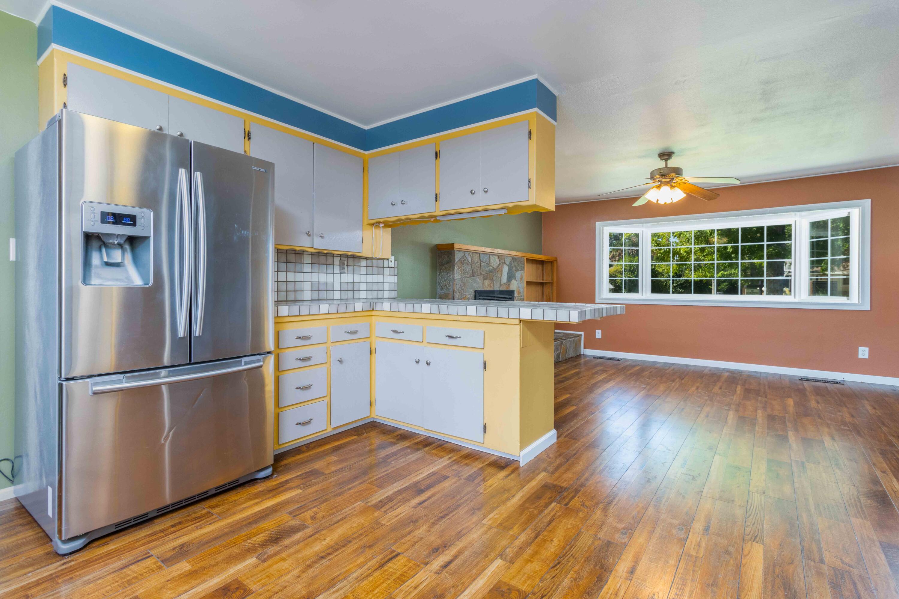 601 Rafael Street Redding, CA 96002 - Photo 11 of 48 The Real Estate Group-11