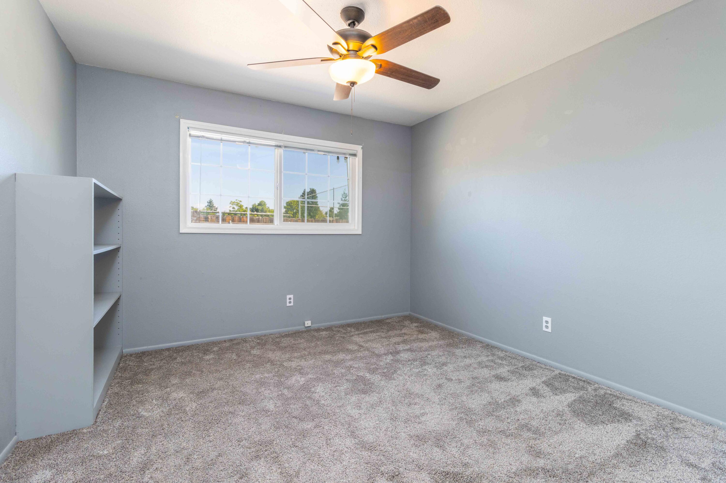 601 Rafael Street Redding, CA 96002 - Photo 17 of 48 The Real Estate Group-18