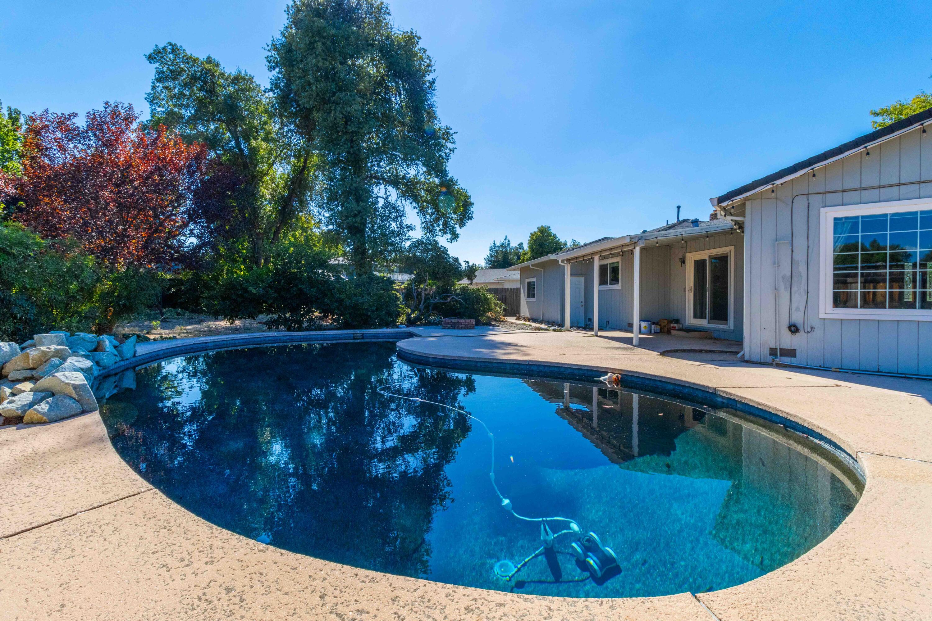601 Rafael Street Redding, CA 96002 - Photo 31 of 48 The Real Estate Group-30