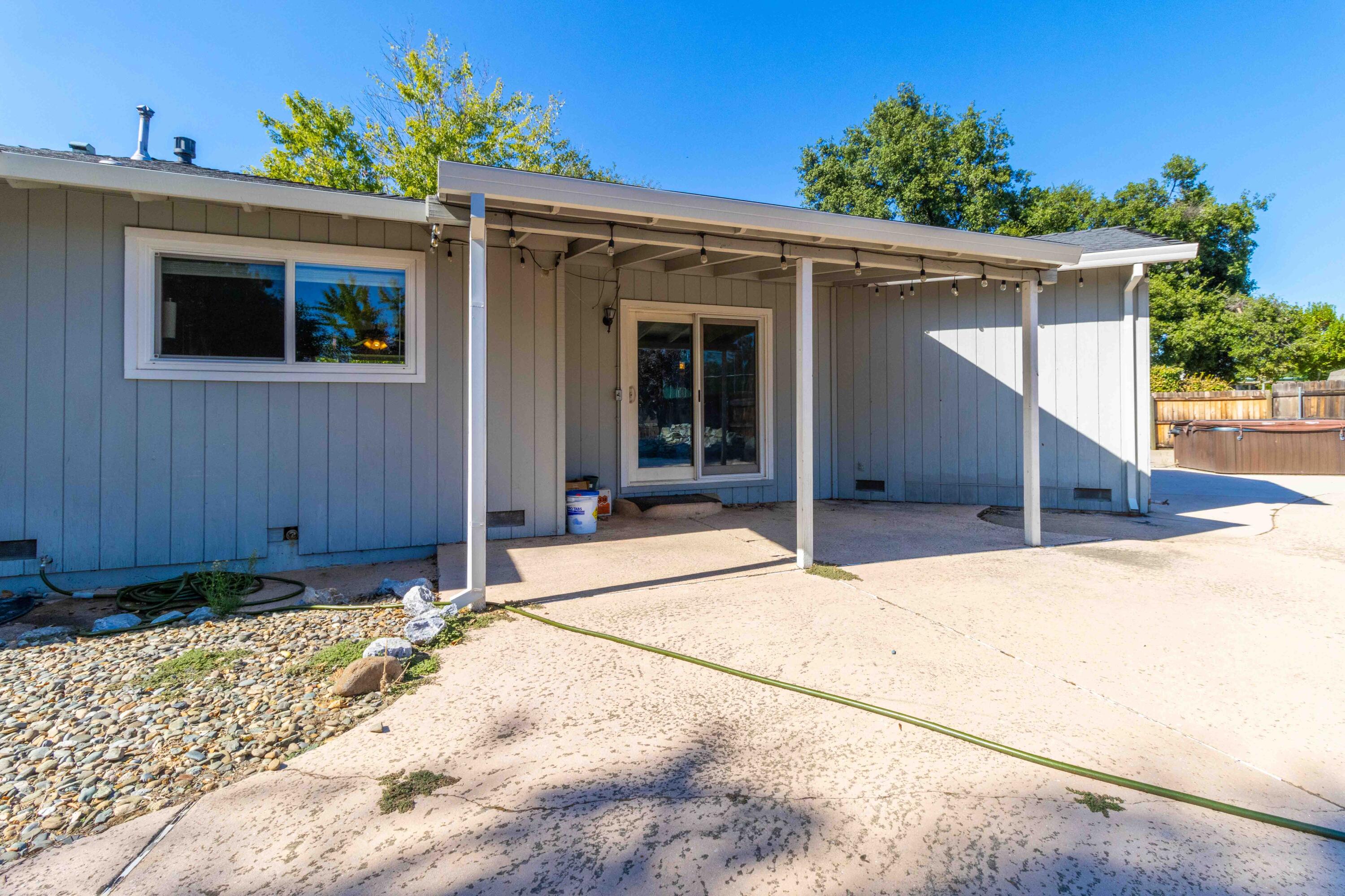601 Rafael Street Redding, CA 96002 - Photo 34 of 48 The Real Estate Group-33