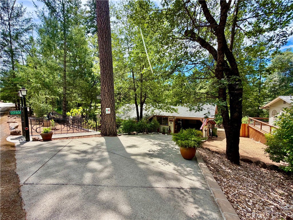 11783 Western Pine Road Middletown, CA 95461 - Photo 1 of 44 Gallery Image 1