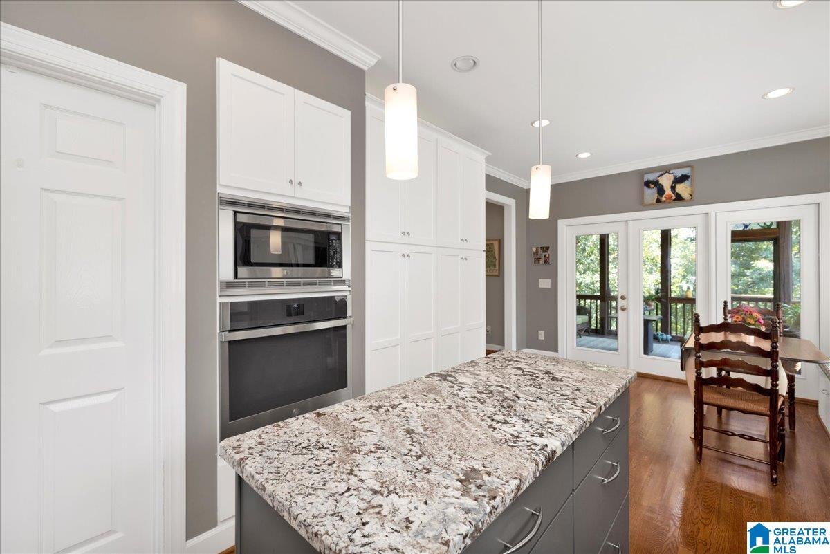 708 Meadow Ridge Court Birmingham, AL 35242 - Photo 11 of 65