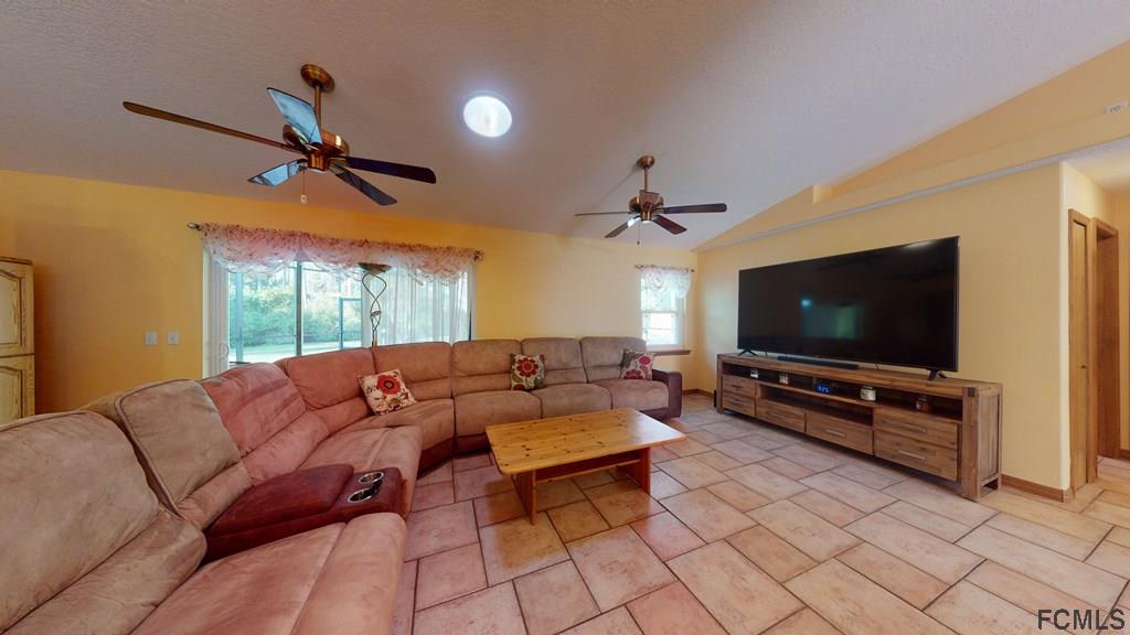 15 Ripple Place Palm Coast, FL 32164 - Photo 8 of 33 Gallery Image 8