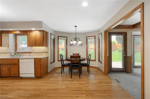 $530,000 | 14610 West 83rd Street, Lenexa, KS 66215