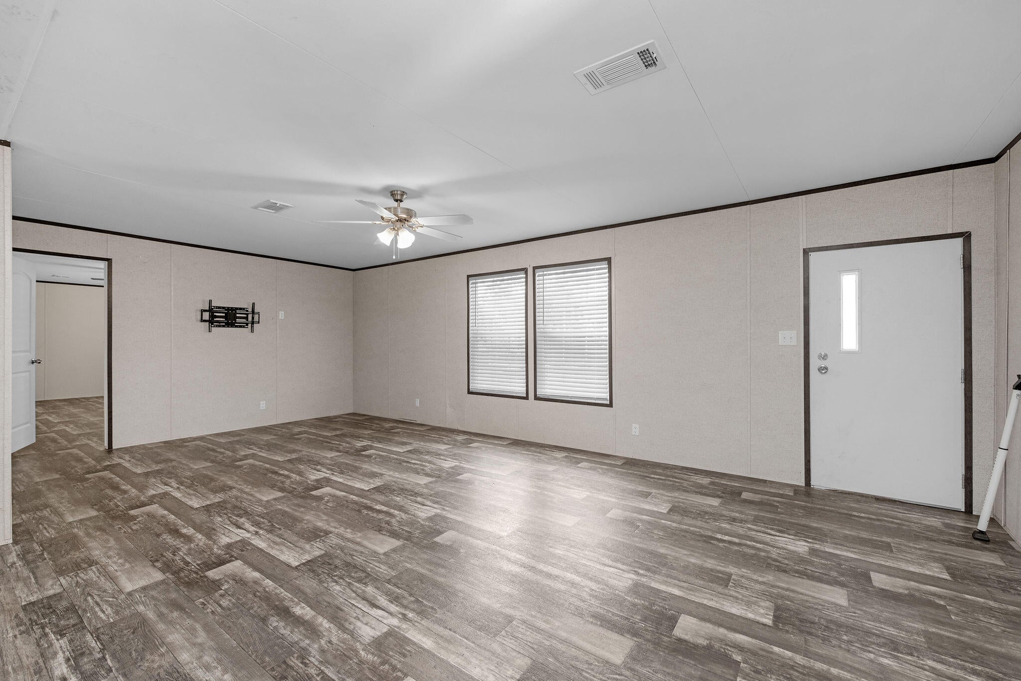 9718 Domino Road Milton, FL 32583 - Photo 4 of 48 Gallery Image 4