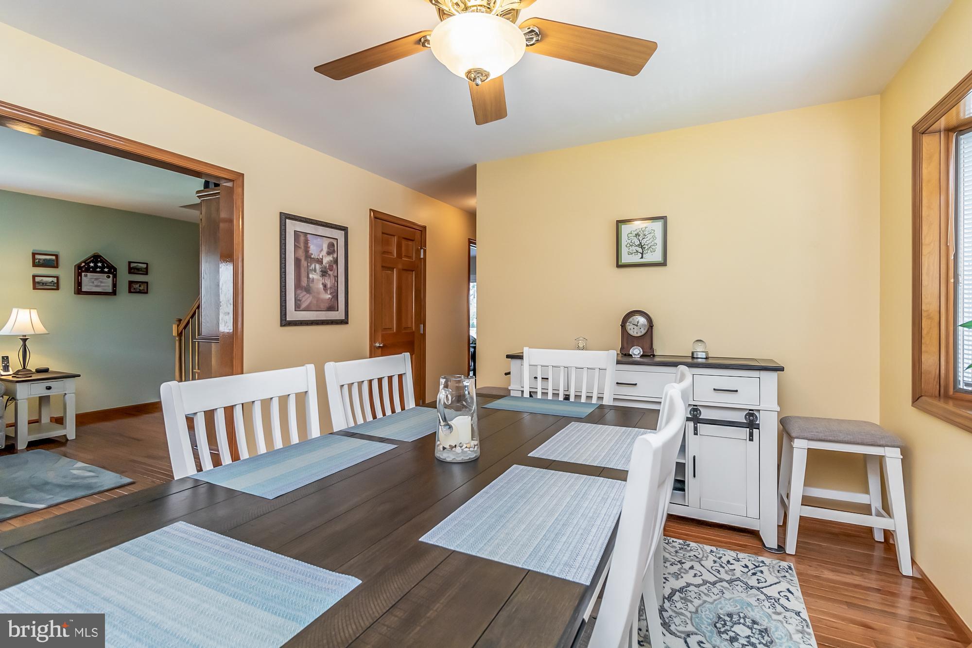 8002 Ridgely Oak Road Baltimore, MD 21234 - Photo 10 of 35